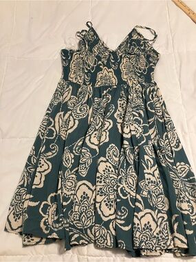 Angie Women’s L Teal Cream Paisley Smocked Midi Dress Adjustable Straps Rayon